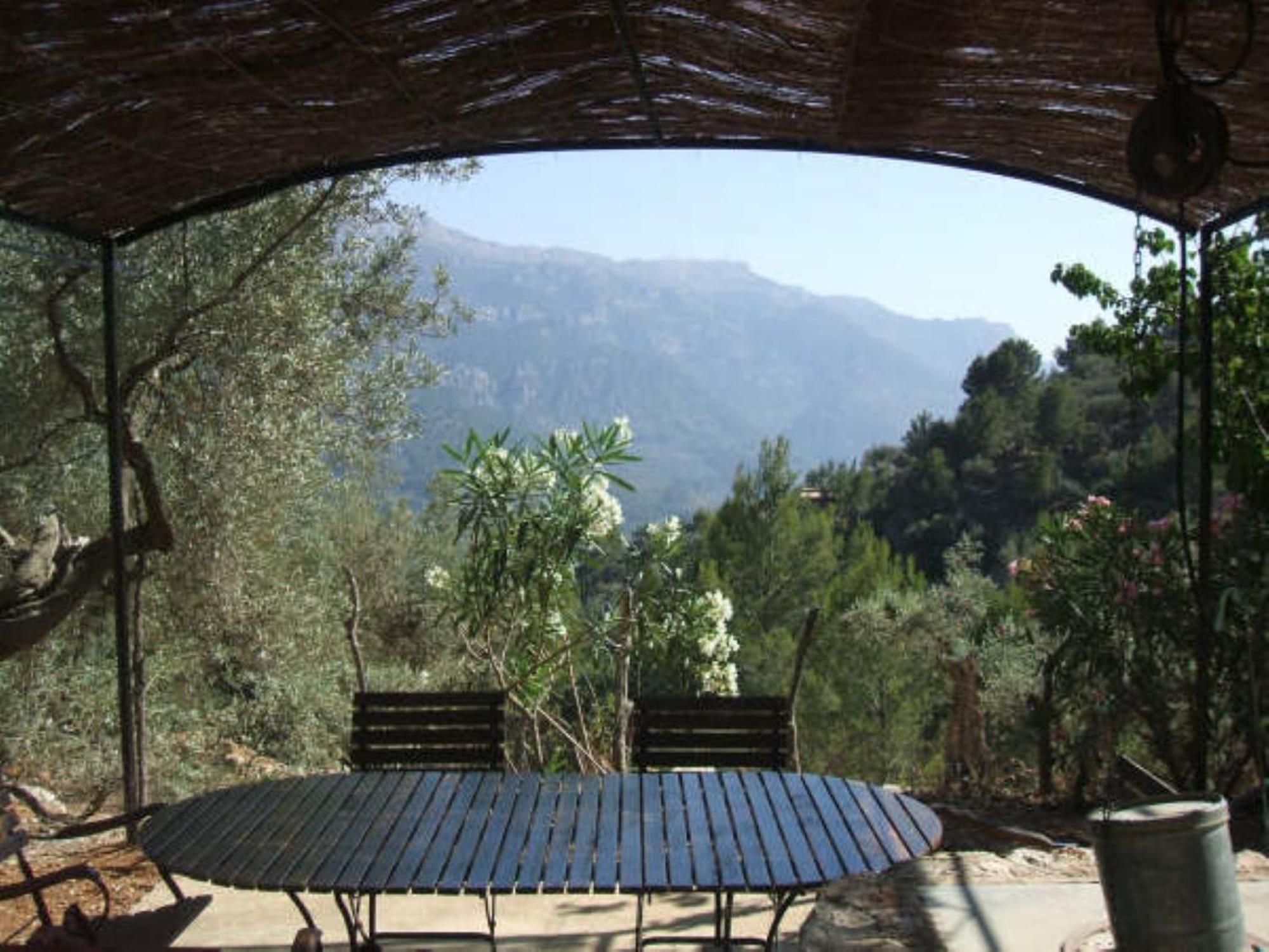 Гостевой дом Casita De Montana Cerca Del Mar Форналуч Экстерьер фото